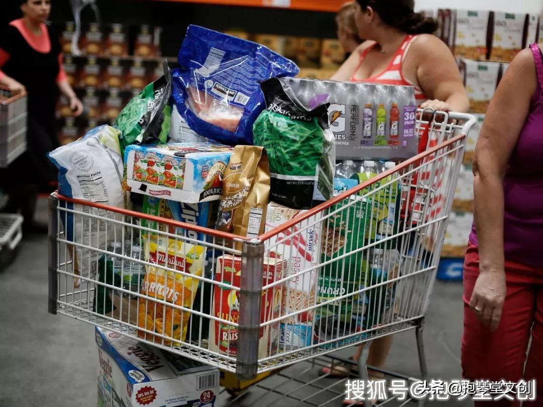 costco暂停营业视频,costco开业半天被买停罐车