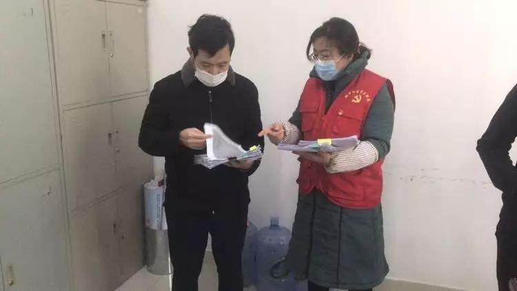 抗疫优秀党务工作者事迹,抗疫一线党员典型报道