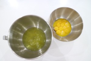 蛋糕胚零失败的做法,怎样烘焙蛋糕胚