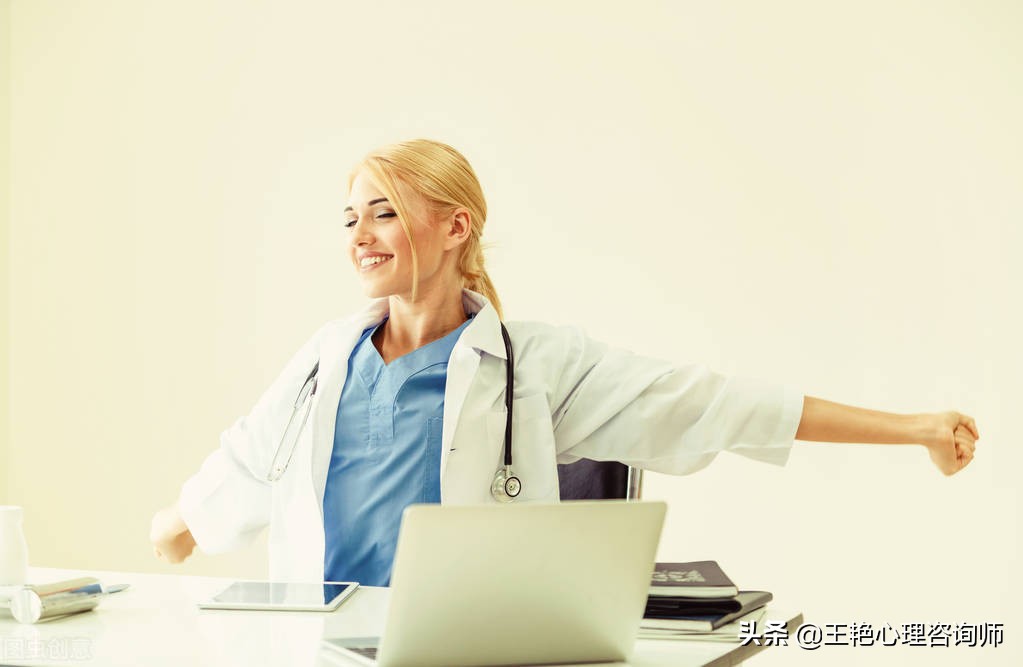 当众说话如何克服紧张脸红,当众说话就紧张我该怎么办