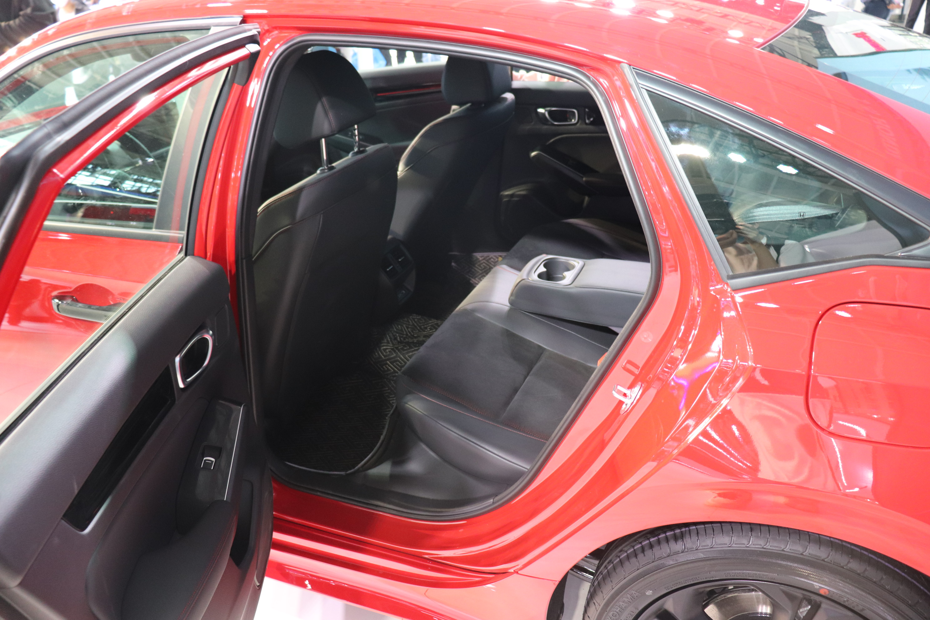 究竟是无懈可击，还是徒有虚名？体验新款本田思域有感