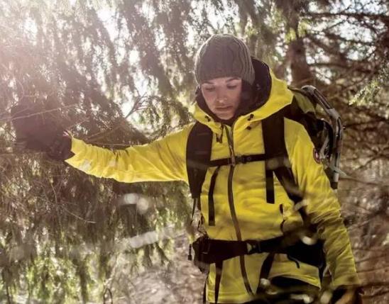 加拿大羽绒服事件,加拿大人被冻死