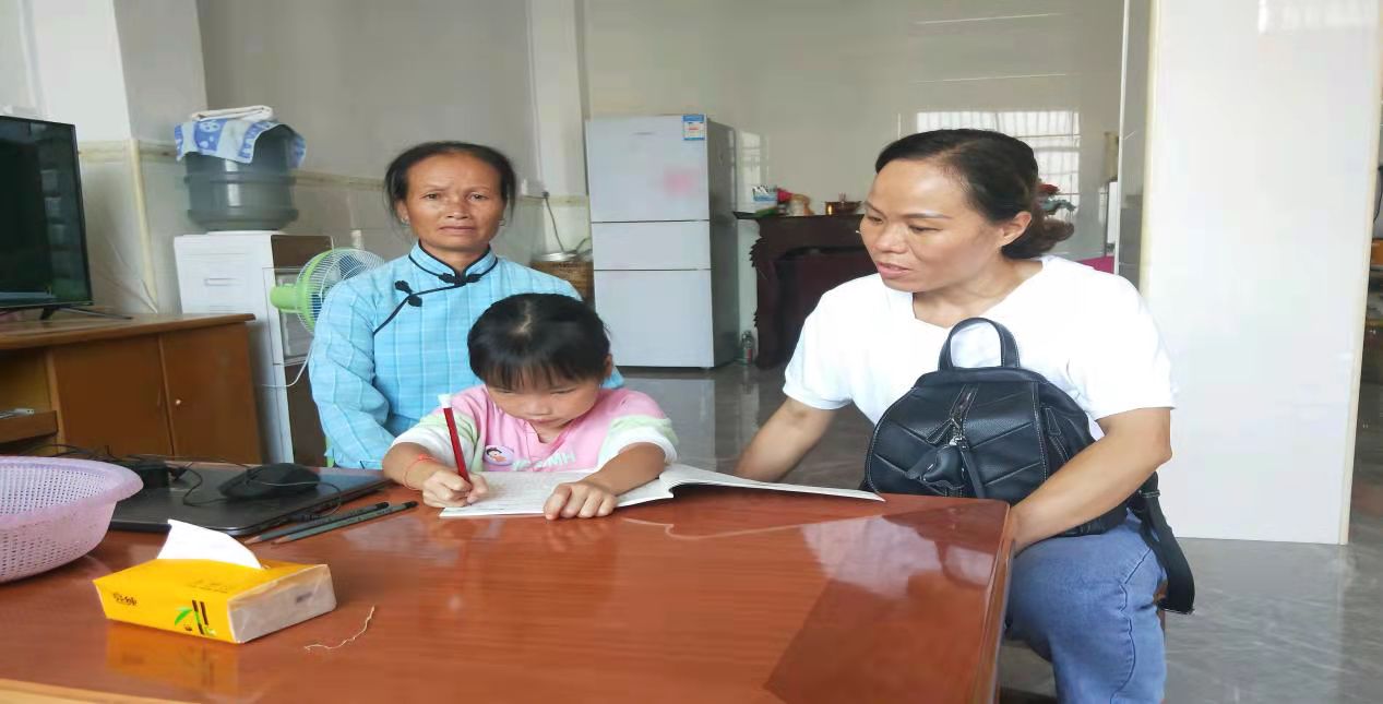 实验小学党建引领教育教学等工作,党建引领小学特色发展