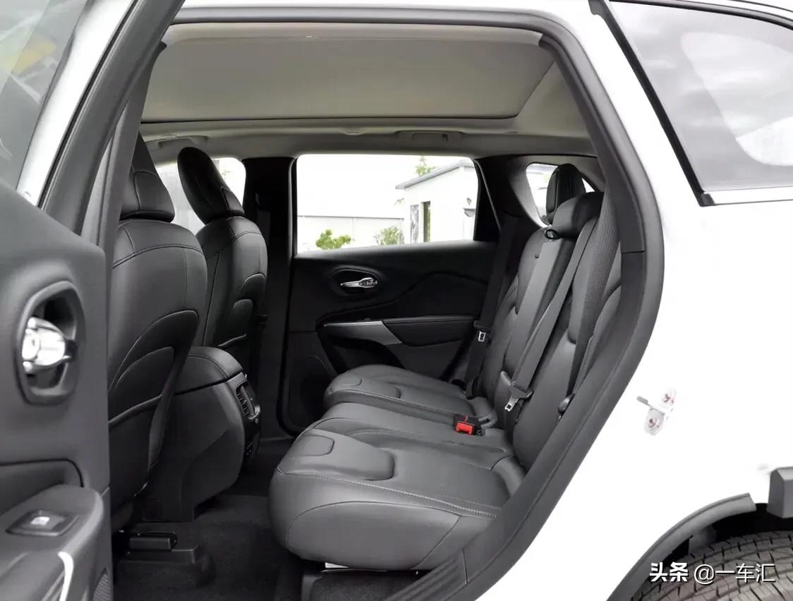 2020款jeep自由光怎么样值得买吗,jeep全新自由光值得买吗