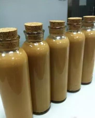 靠杯子创新，6平小店月营收50万，7年开出200家直营店