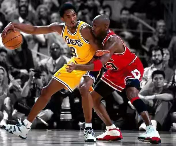 今天NBA季后赛停赛，又是为黑人同胞争取权益！细看我们黄种人