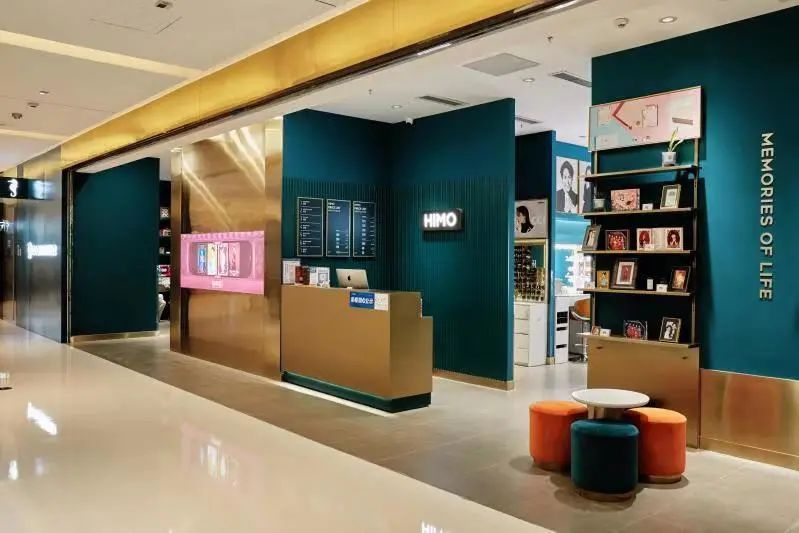 牛年扭蛋机、5折买明星同款、年味美食买一赠一，新春焕新颜