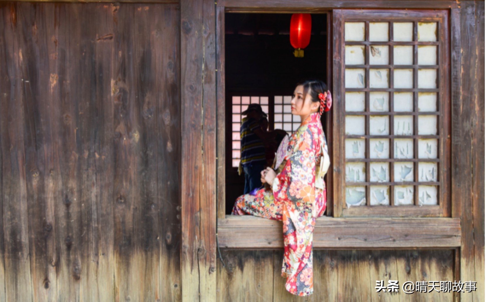 日本少女来中国,喜欢代购的“廉价货”,回去能嘚瑟很久