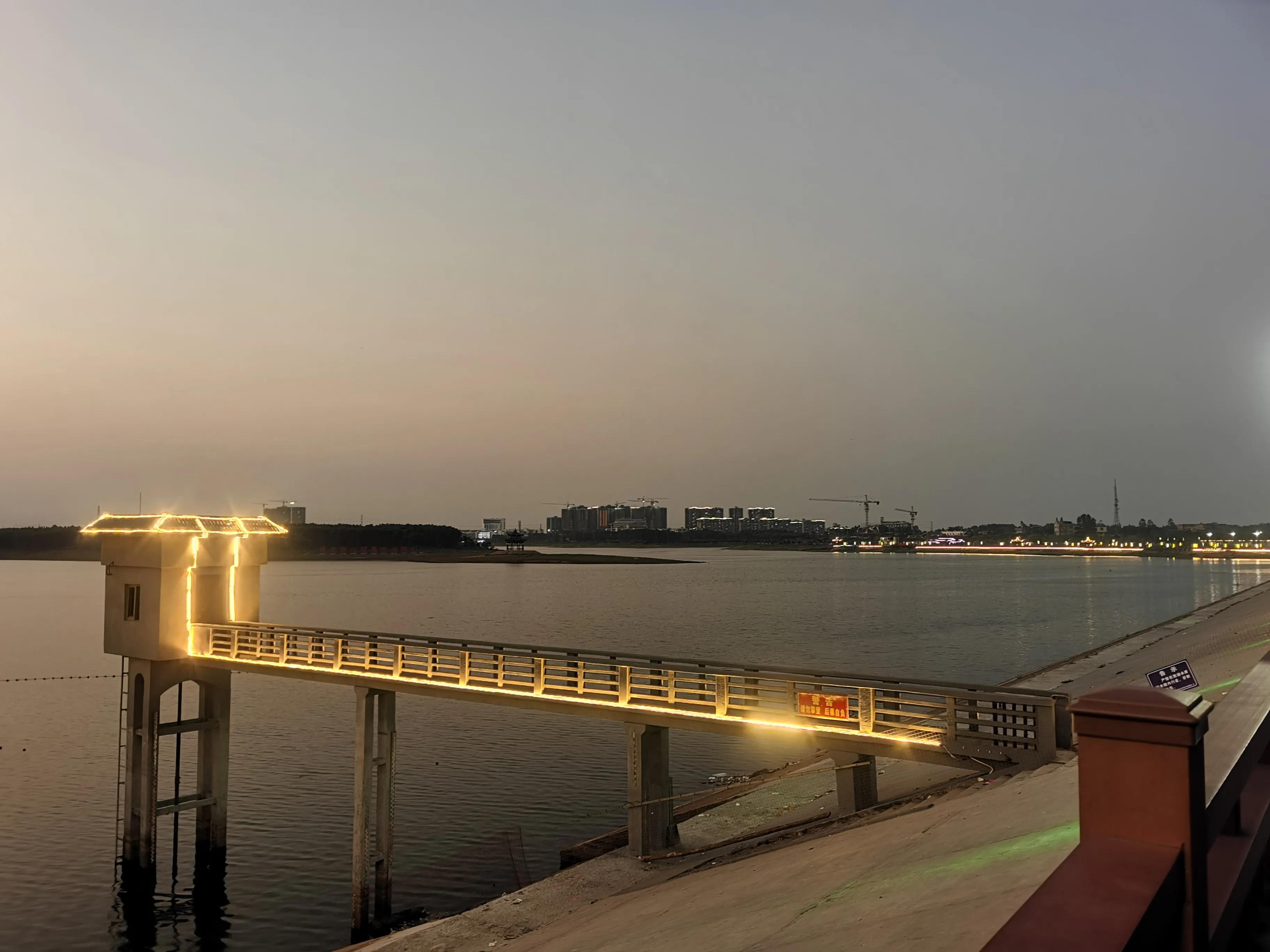 一个游子的心声和感悟,一个游子对家乡母亲的思念