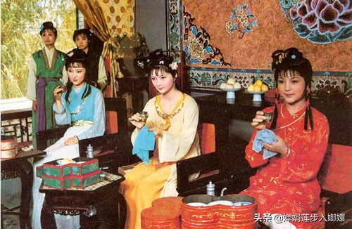 薛宝钗的才华与才能,薛宝钗的才华与性格