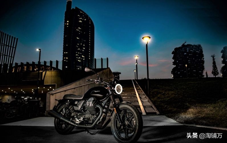 摩托古兹v7iii座高,摩托古兹v7stone落地