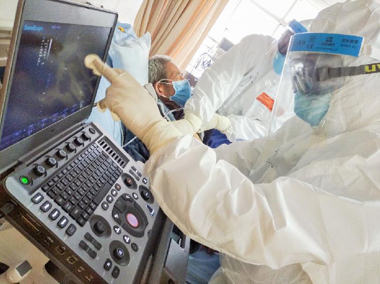 上游新闻：重医附属永川医院王念|重症患者的希望之光