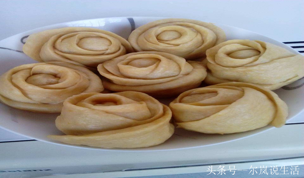 剩馒头怎么加热一下能变软一点,怎样解决馒头凉了变硬的问题