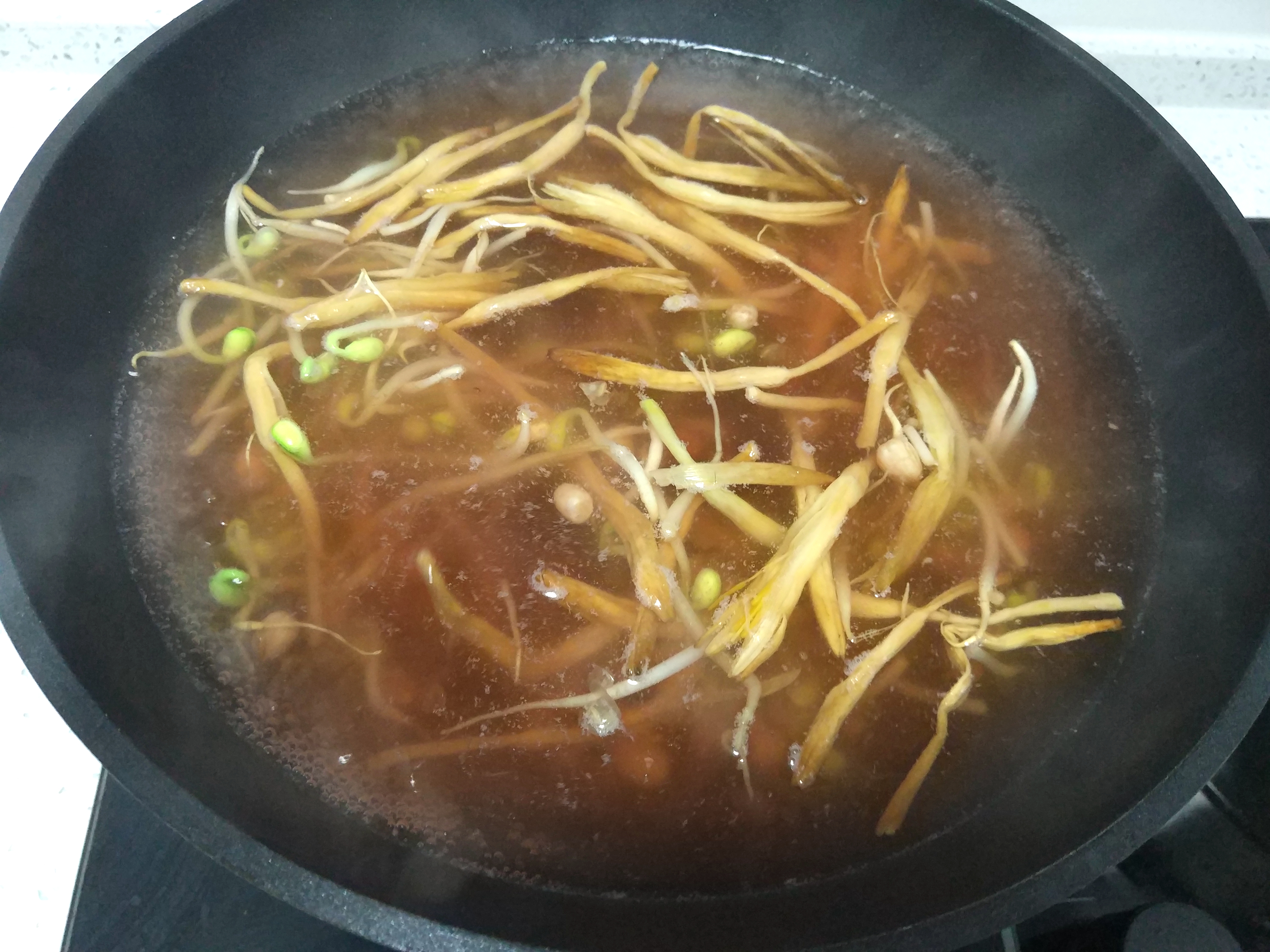 滑肉汤这样做，汤鲜味美，肉质Q弹爽滑不掉粉，老少皆宜非常好喝