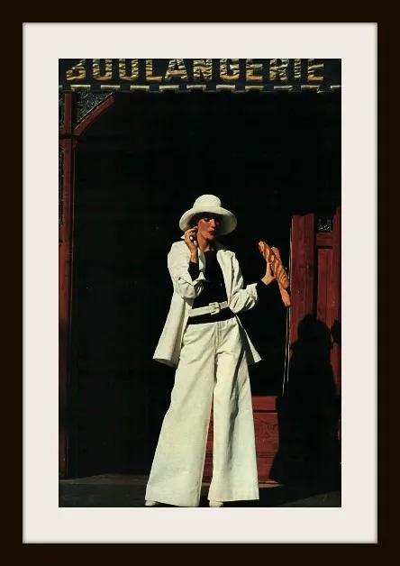 优雅与激情的化身，这个混迹巴黎40年的混血女人真致命