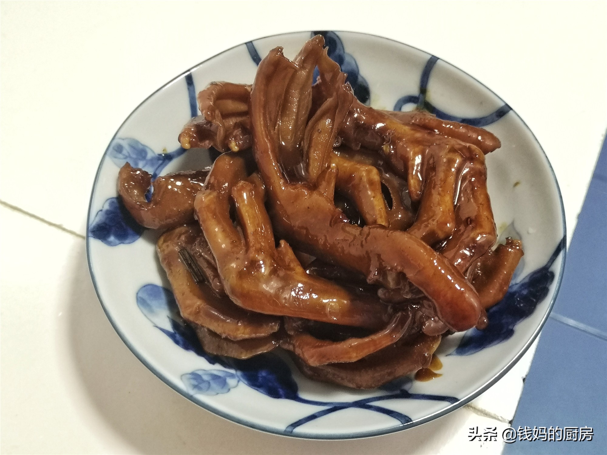 这是老妈最爱的美容菜，胶质多多、好吃解馋，1次吃1盘也不嫌多