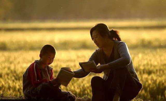 “妈妈，你下面怎么长头发？”高情商妈妈教科书般回答，值得你学