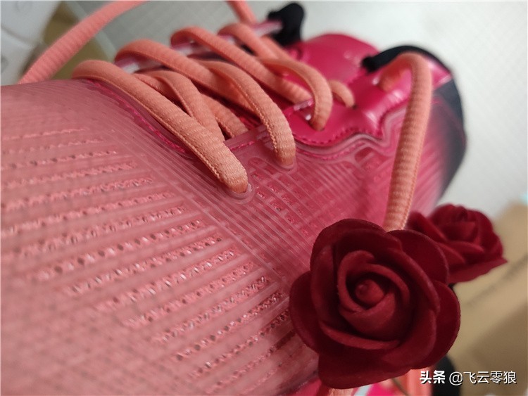 羽毛球鞋入门级测评,中羽飞云零狼手感