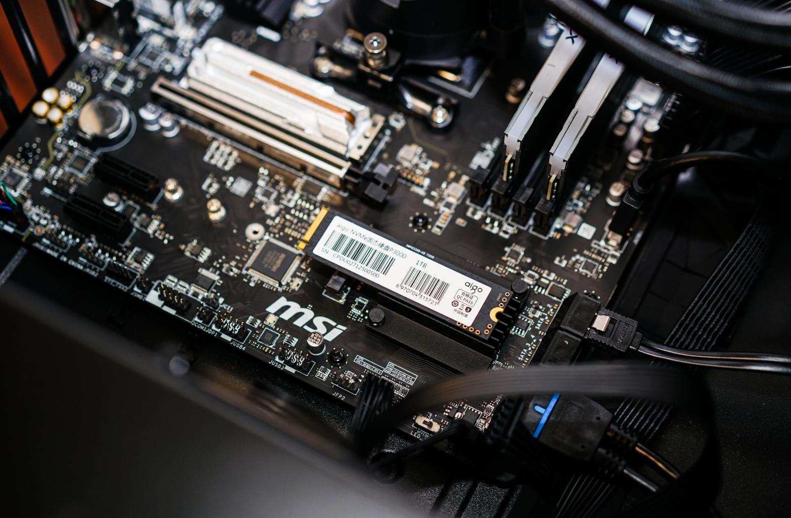 aigo固态硬盘sata,aigop3000nvme固态硬盘使用评测