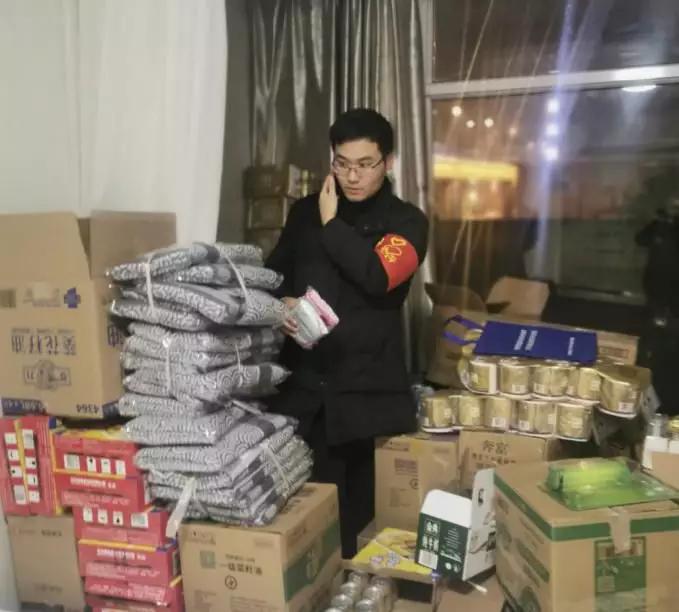 战疫七十二变出版,战疫时刻看中国