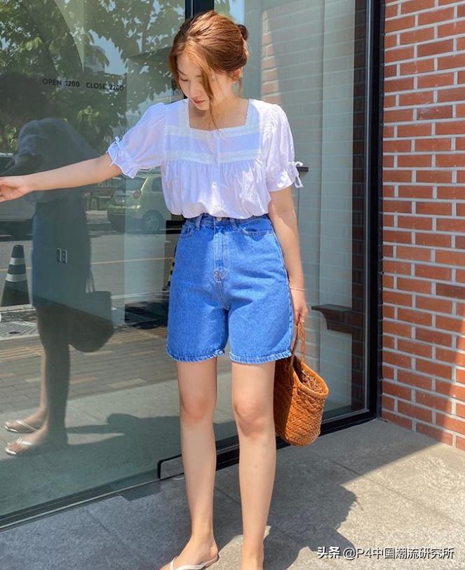 牛仔短裤怎么穿才好看,牛仔短裤就要穿这样的舒适又显瘦