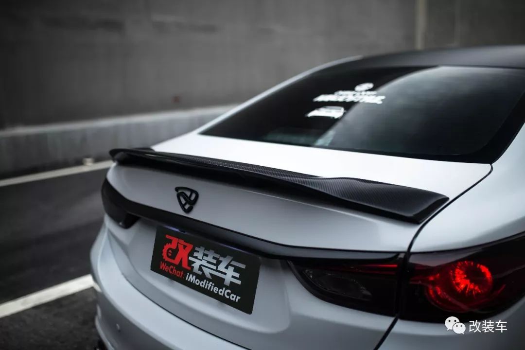 优美的线条暗藏着什么动机？