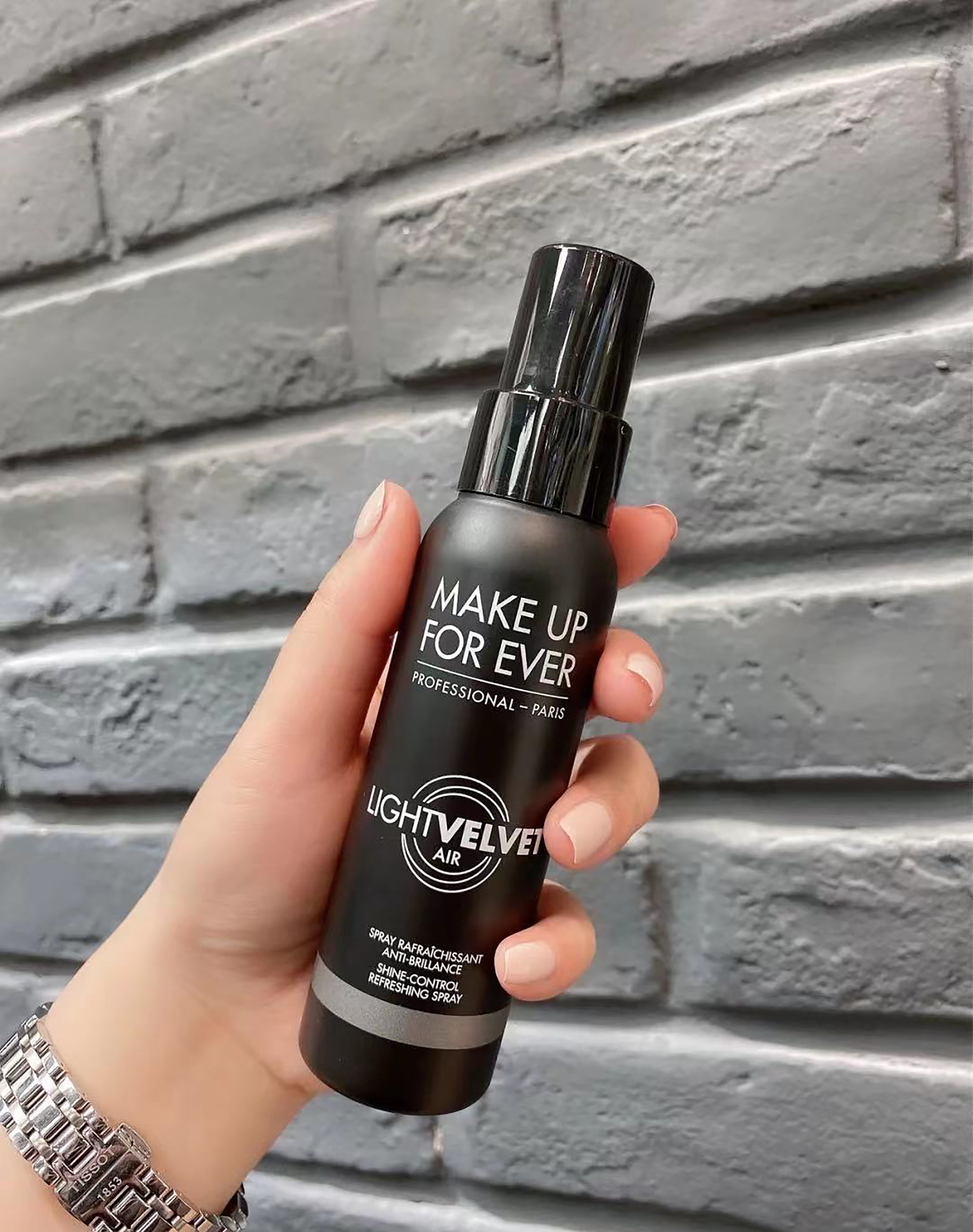 欧莱雅定妆喷雾和植村秀哪个好,植村秀和欧莱雅的定妆喷雾哪个好