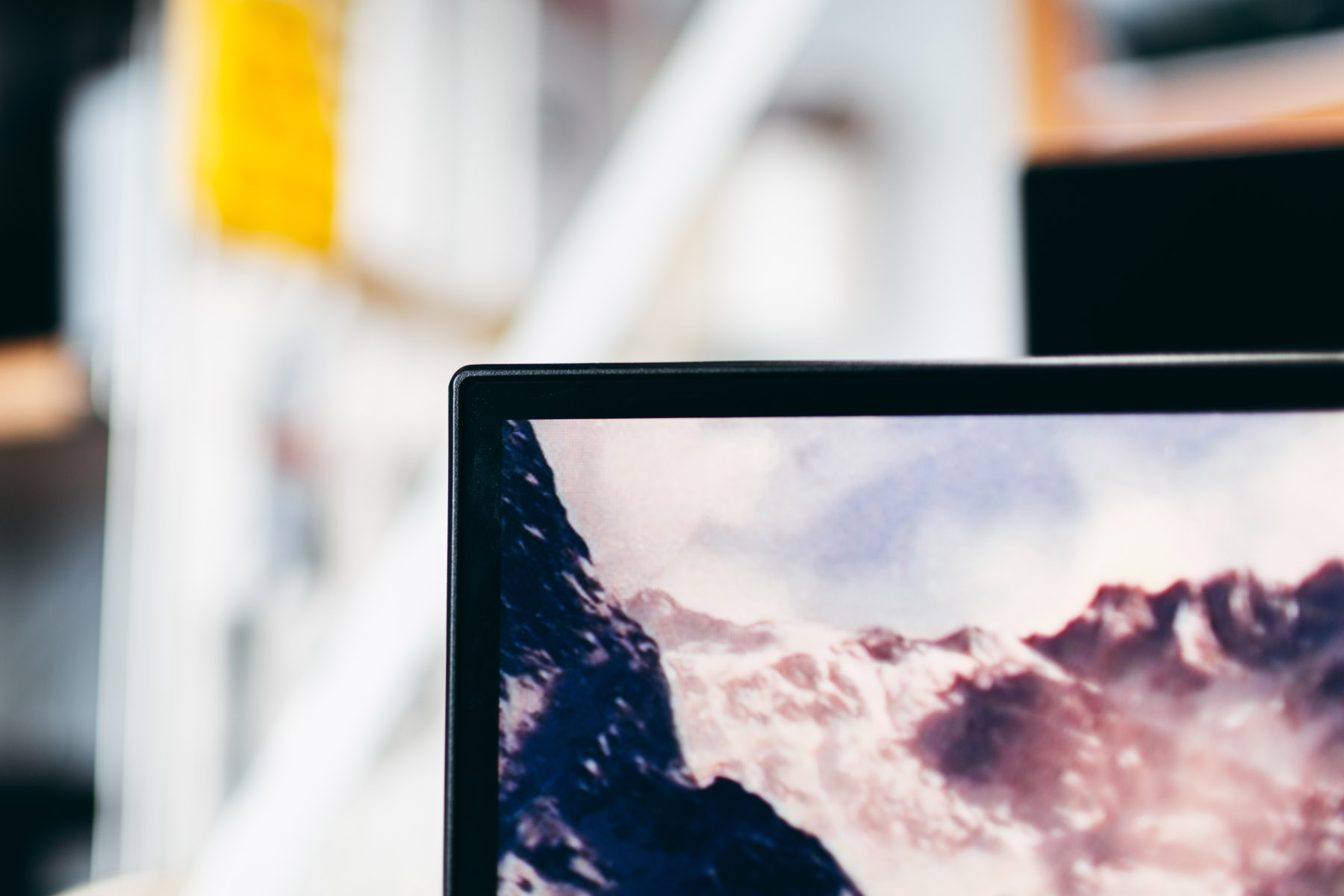 华硕2k170hz绝杀吹雪显示器评测,华硕32寸2k144hz显示器测评