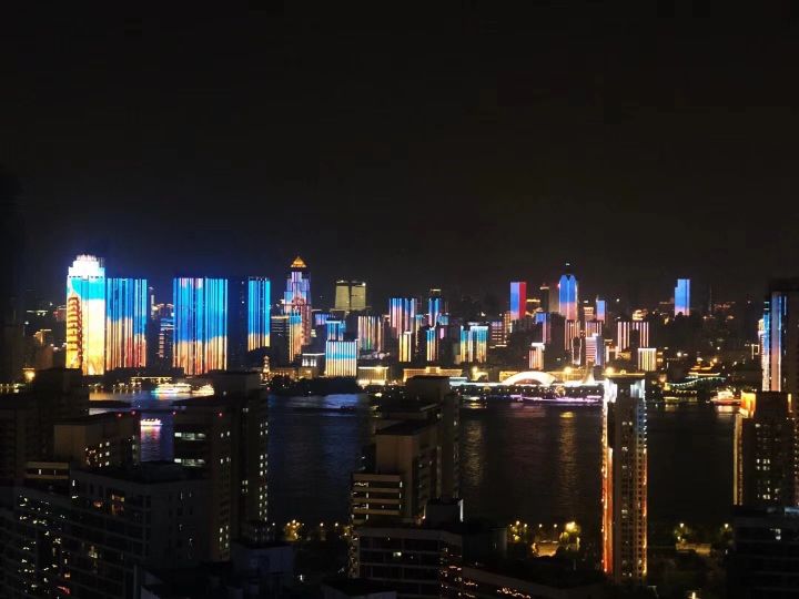 武汉足球海报图,武汉三镇足球宣传图片