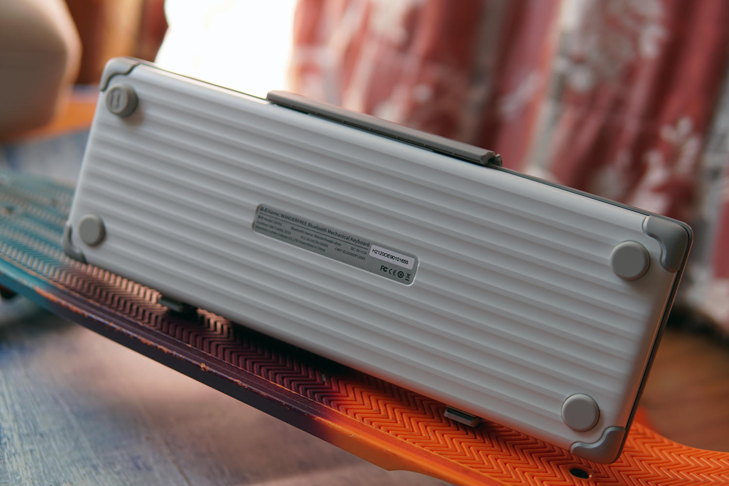 洛斐小浪机械键盘,洛斐小浪蓝牙机械键盘沉浸式开箱