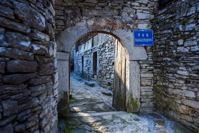 清明假期出游新热点贵州,清明贵州旅游自由行攻略