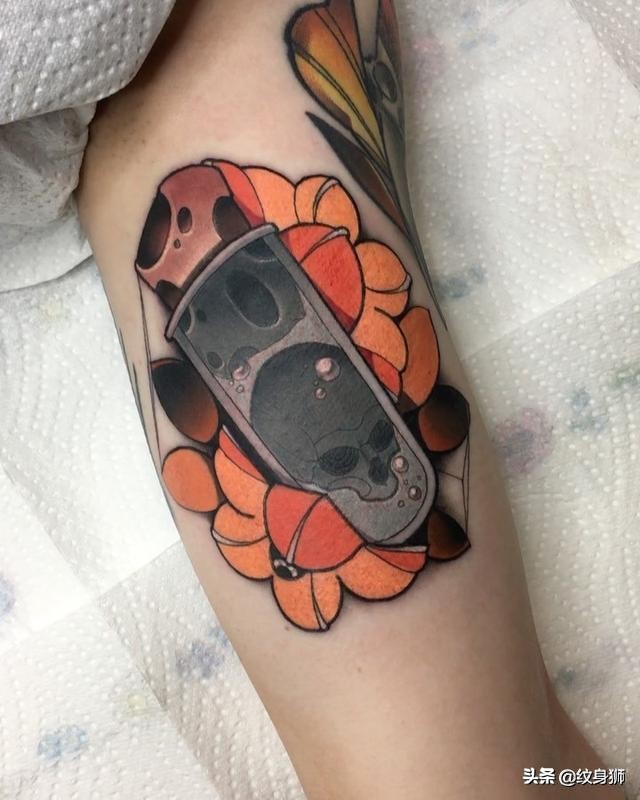 纹身结痂继续纹身会怎样,纹身恢复过程像纹身贴一样