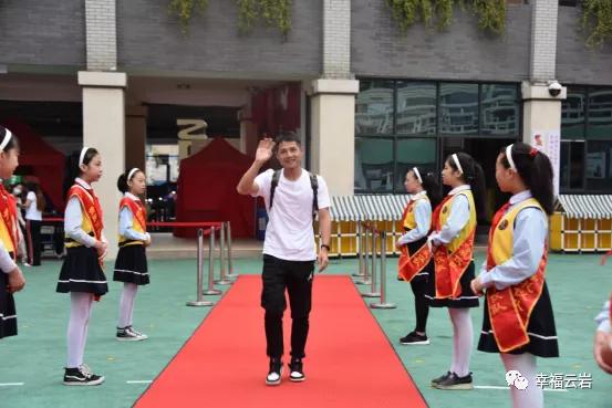 今天,C位留给云岩区最可爱的老师们!