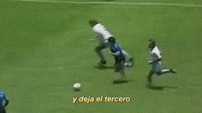 晚节不保？一代球王脱裤热舞+酗酒，女儿：考虑向法官揭发事实