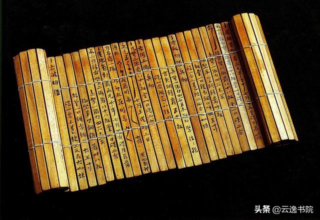 古人为什么写字是竖着写滴,古人写字要竖写还是从右向左写