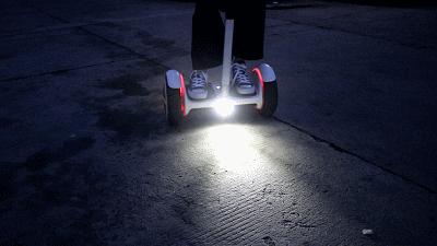 最高时速可达80公里小时,最高时速可达180公里以上