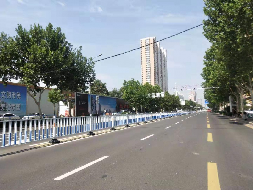 长安哪里的房价最便宜,实地探访二手车市场