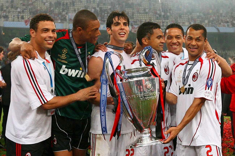 欧冠三连冠皇马拜仁,欧冠决赛拜仁夺冠球迷