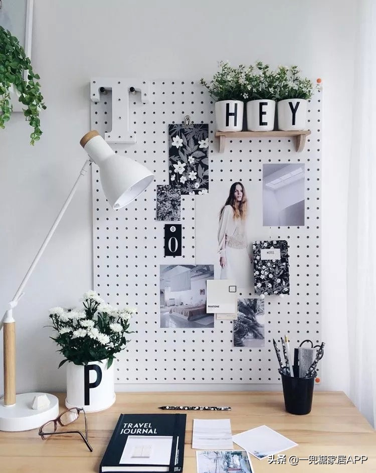 床头法式复古婚纱照挂墙上参照图,婚纱照摆台复古风