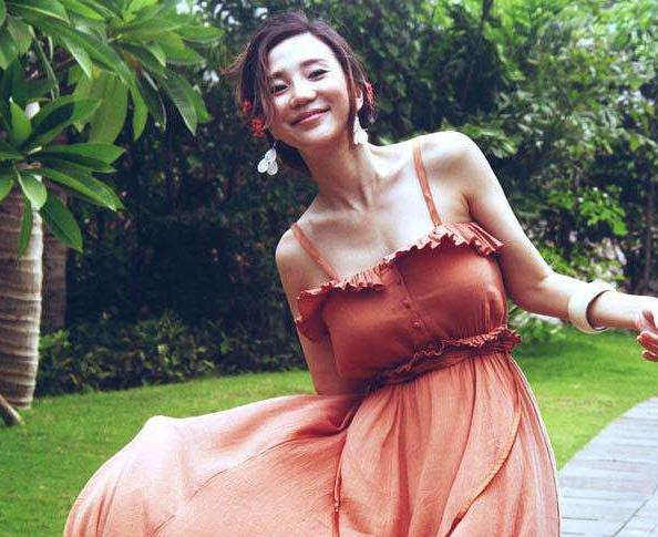 阿朵坦言当年隐退原因好心酸,从爆红到销声匿迹