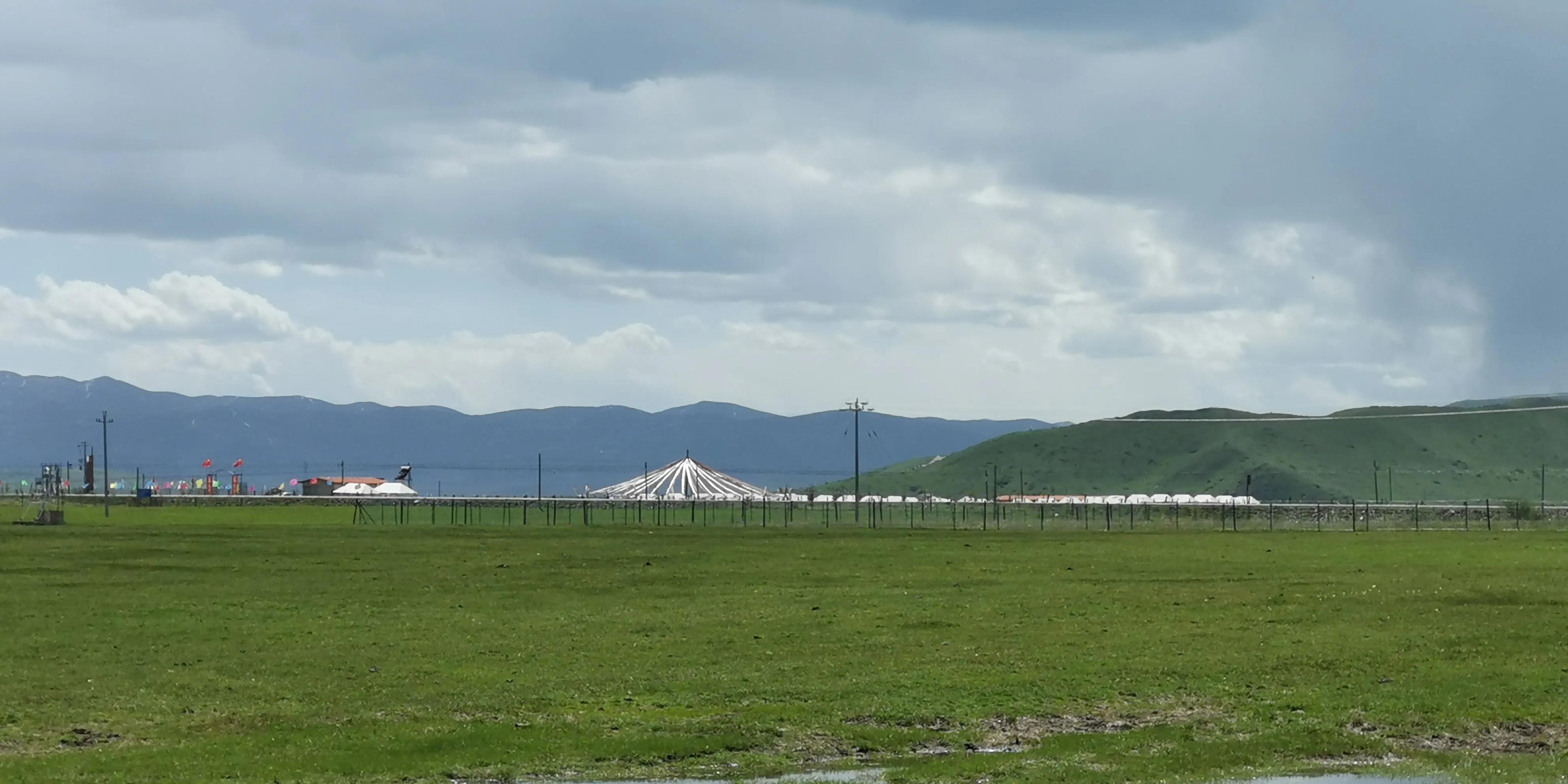 美不胜收的红原大草原,最美蓝天白云大草原