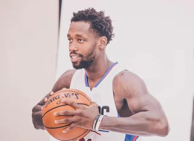 又爱又恨的评论,贝弗利对手有多恨他