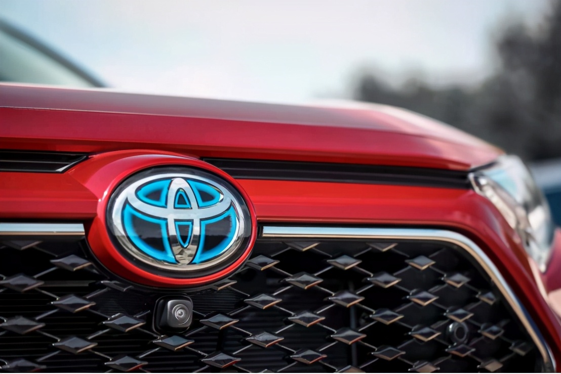 18年丰田卡罗拉双擎混动1.8怎么样,丰田双擎混动最新款