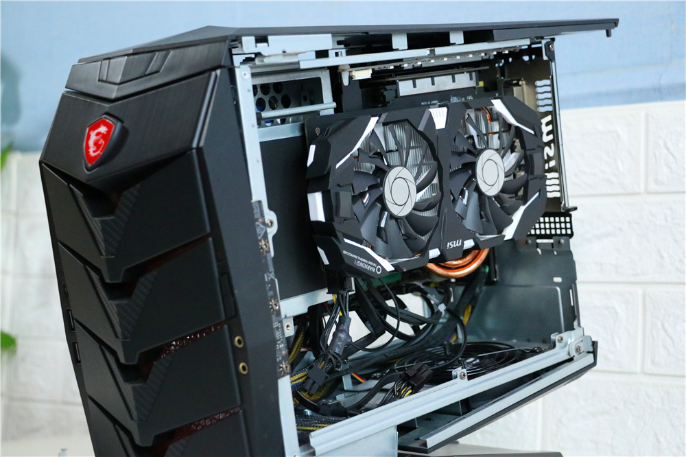 全套定制，吃鸡办公无所不能，微星宙斯盾3深度体验