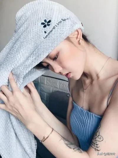 头皮出油的最佳解决方案,头皮易出油头发贴头皮怎么解决