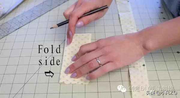 如何用旧衣服做发饰,旧衣服做蝴蝶结发饰