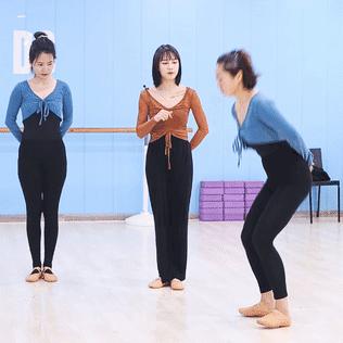 怎么练腿舞蹈基本功,练舞练腿的几个动作