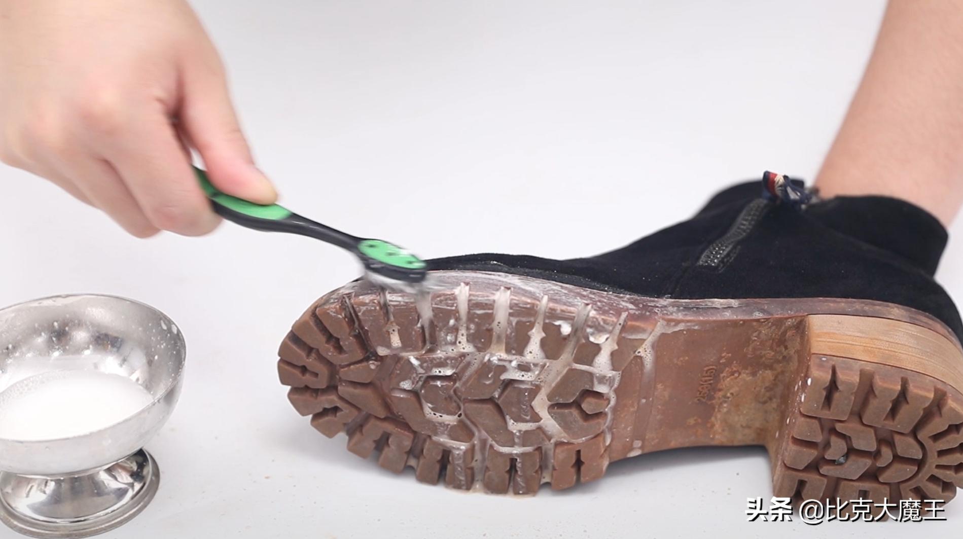 绒面鞋清理小妙招,清理绒面鞋子小妙招