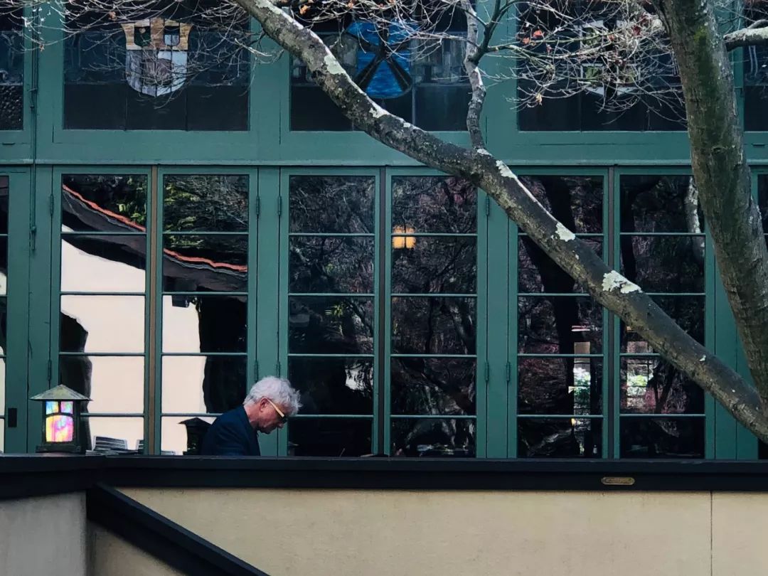 美国西海岸（碰撞）古巴哈瓦那