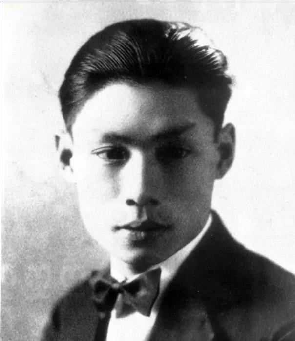 叶文津：因装得太像汉奸，55年被抓捕后，在狱中写10万字自证身份